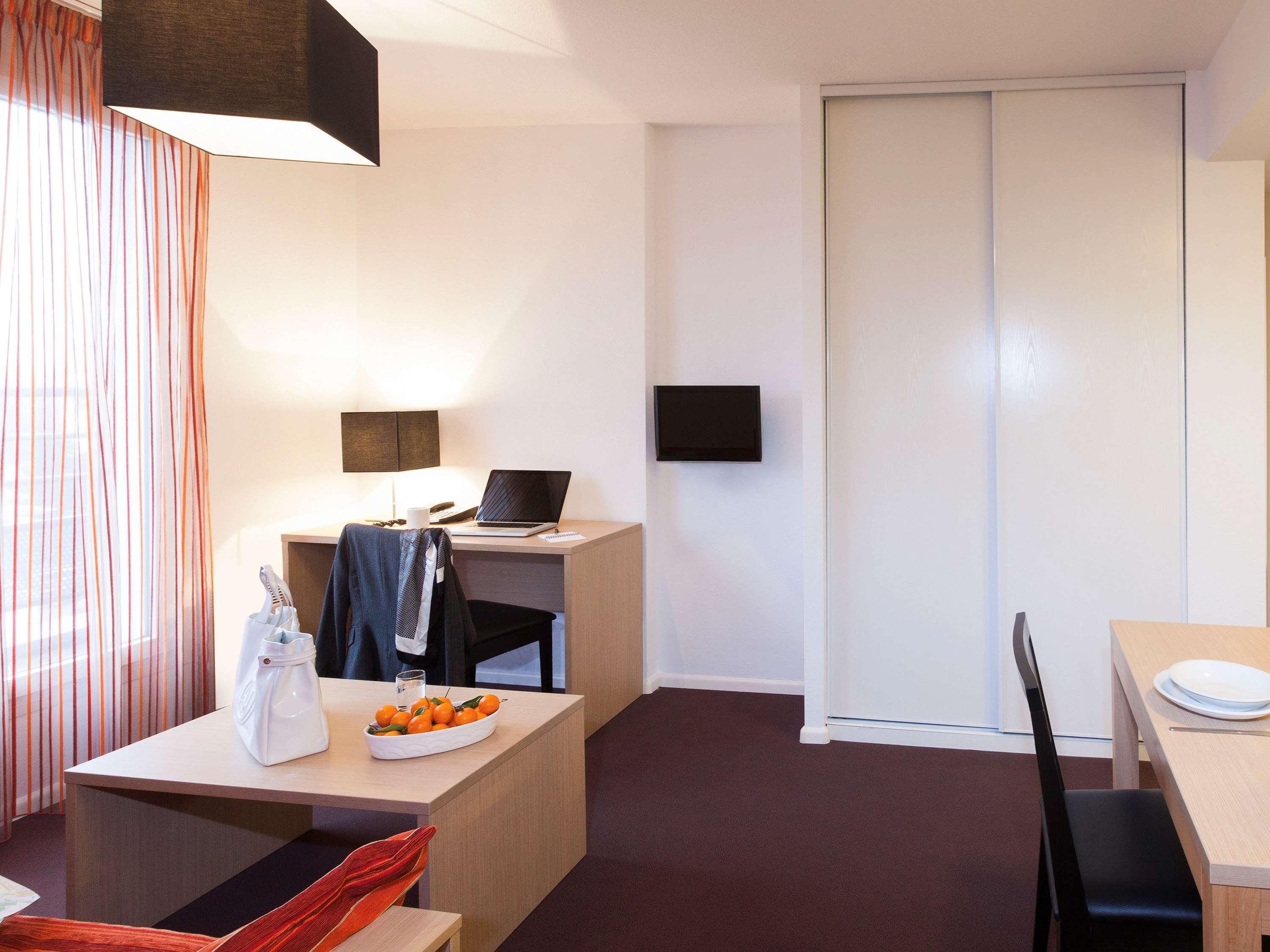 Aparthotel Adagio Access Saint Louis Bale Esterno foto